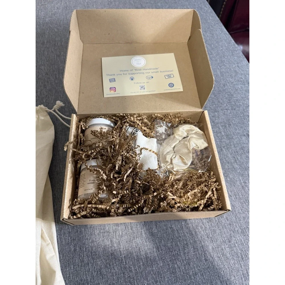 Sand & Sea By Ashley Women's Lavender Gift Box
